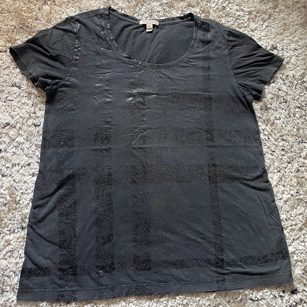 *Sold* Burberry y2k tshirt L